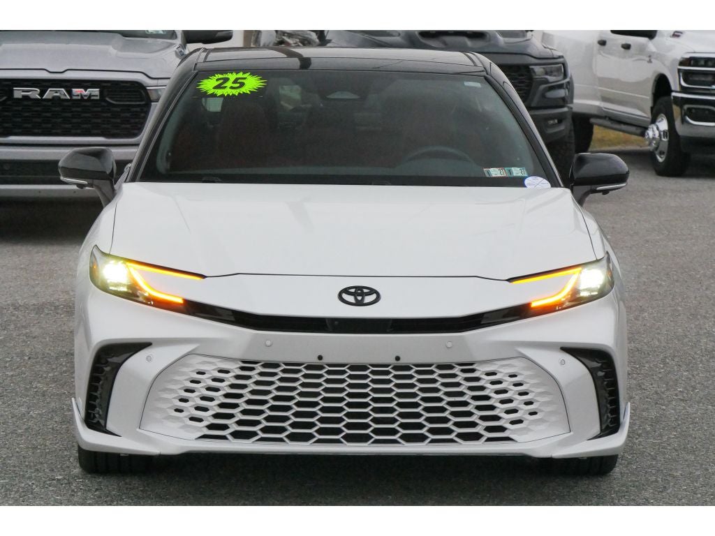 2025 Toyota Camry Hybrid XSE