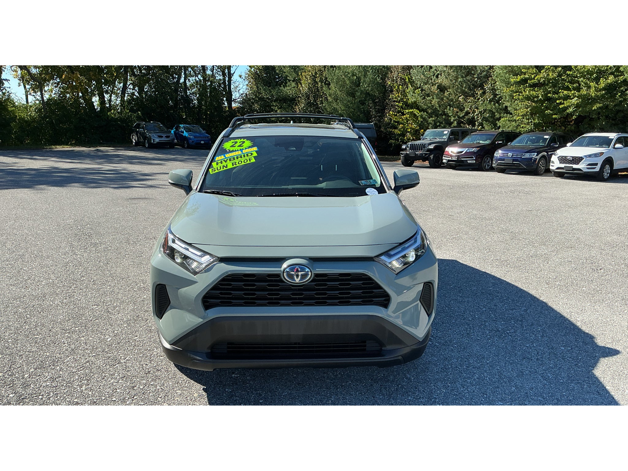 2022 Toyota RAV4 Hybrid XLE
