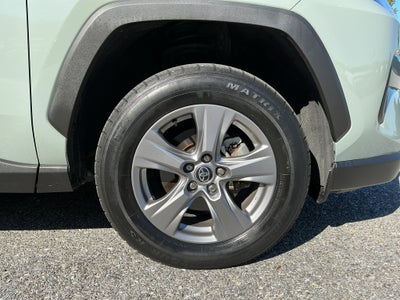 2022 Toyota RAV4 Hybrid XLE