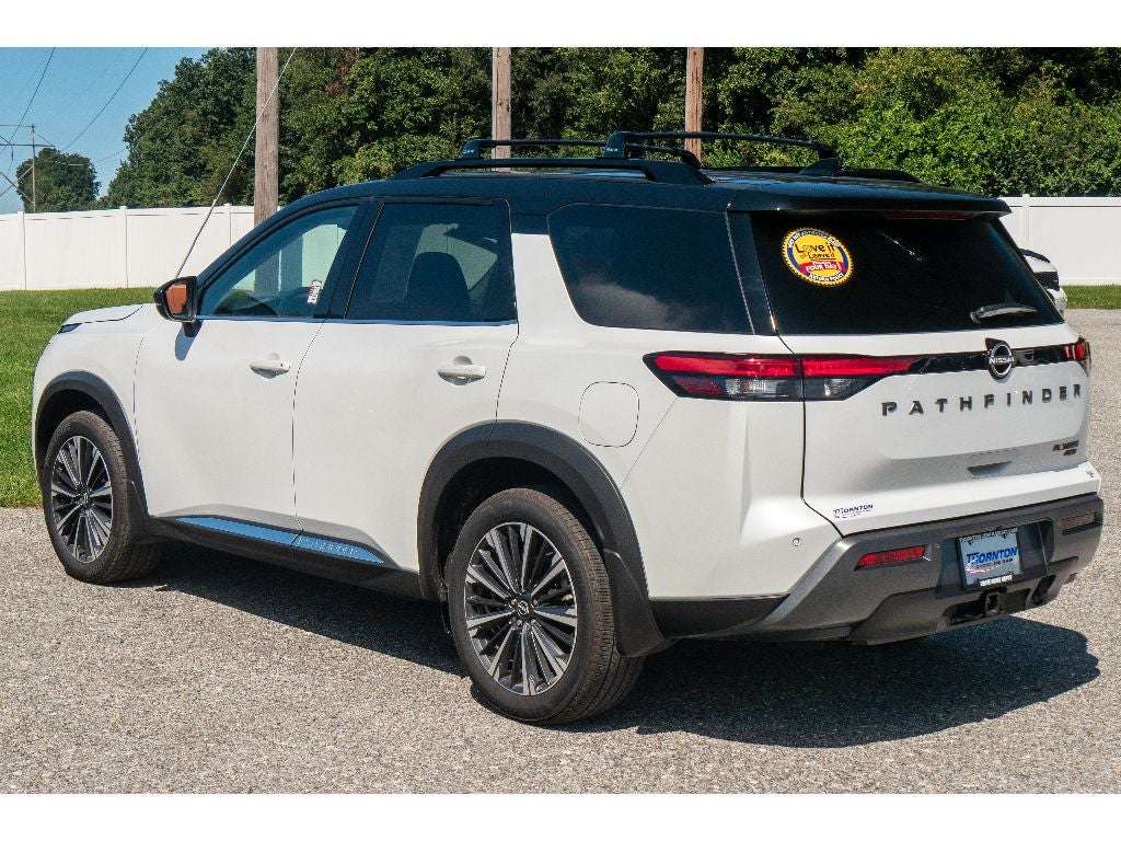 2026 Nissan Pathfinder Platinum