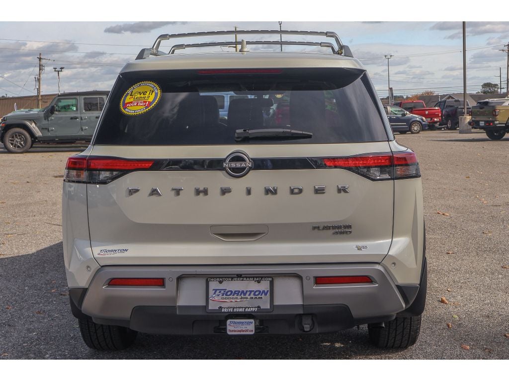 2022 Nissan Pathfinder Platinum