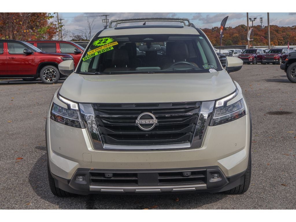 2022 Nissan Pathfinder Platinum