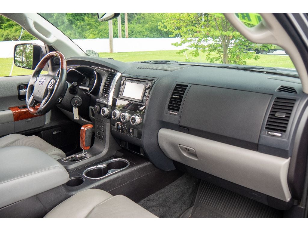 2018 Toyota Sequoia Platinum