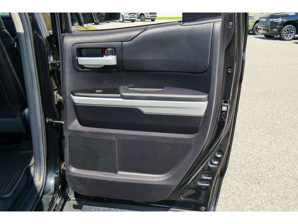 2020 Toyota Tundra SR5 Lifted Custom 4x4