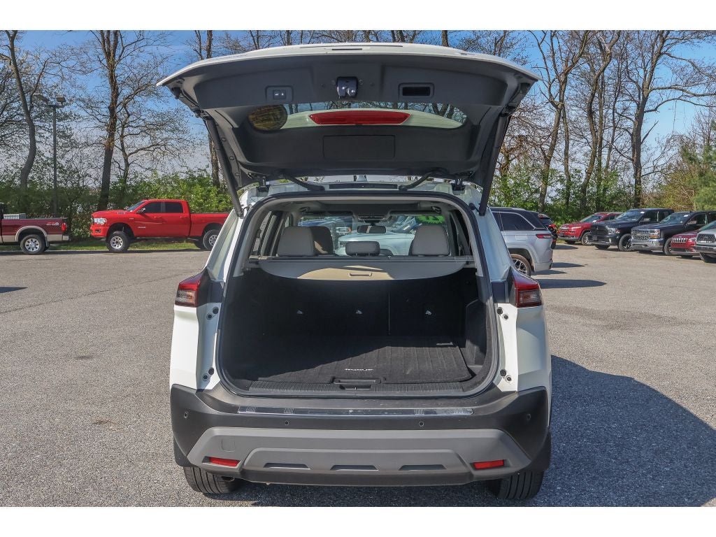 2021 Nissan Rogue SV