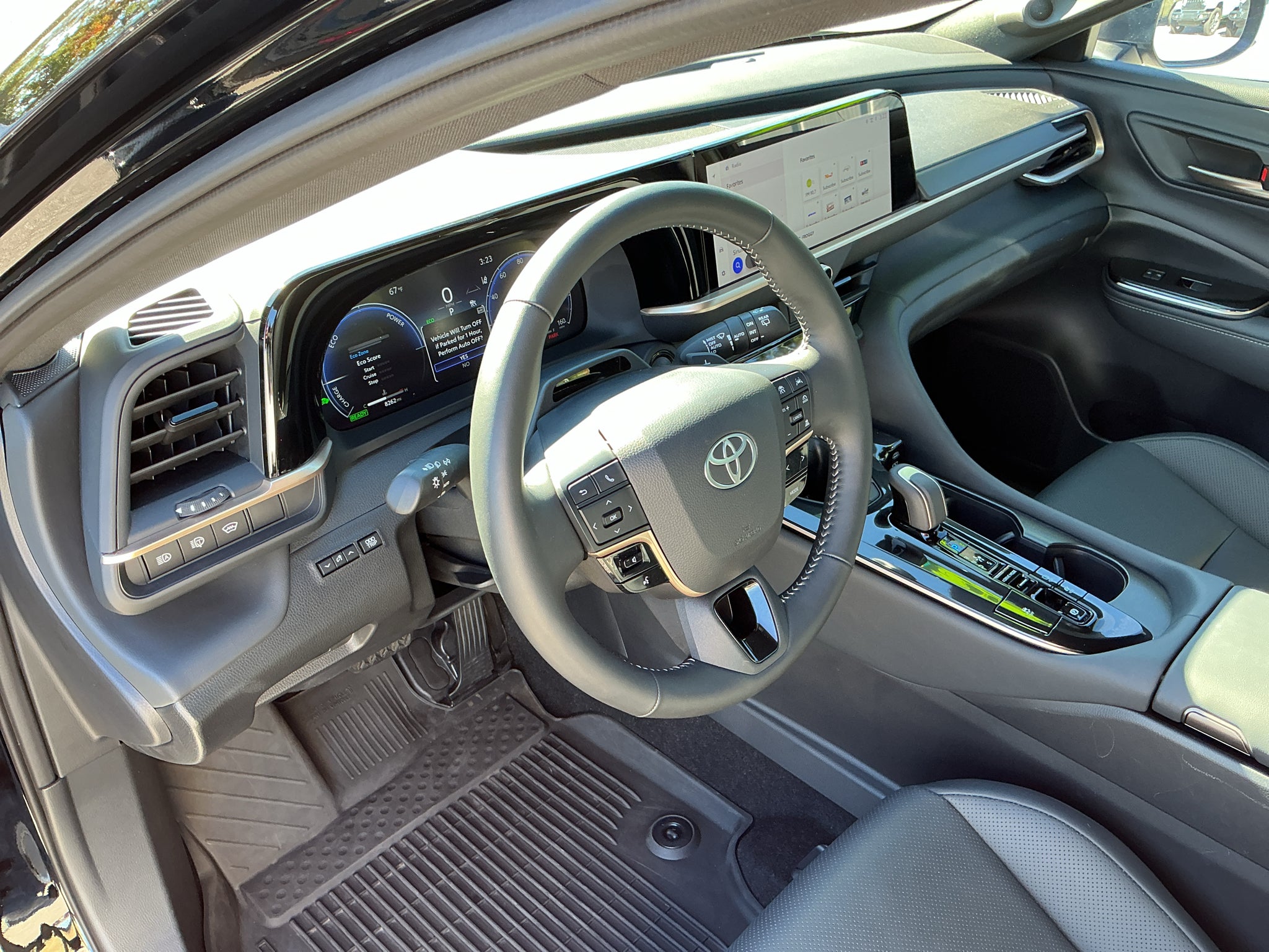 2025 Toyota Crown Signia Limited