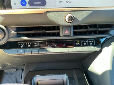 2025 Toyota Crown Signia Limited