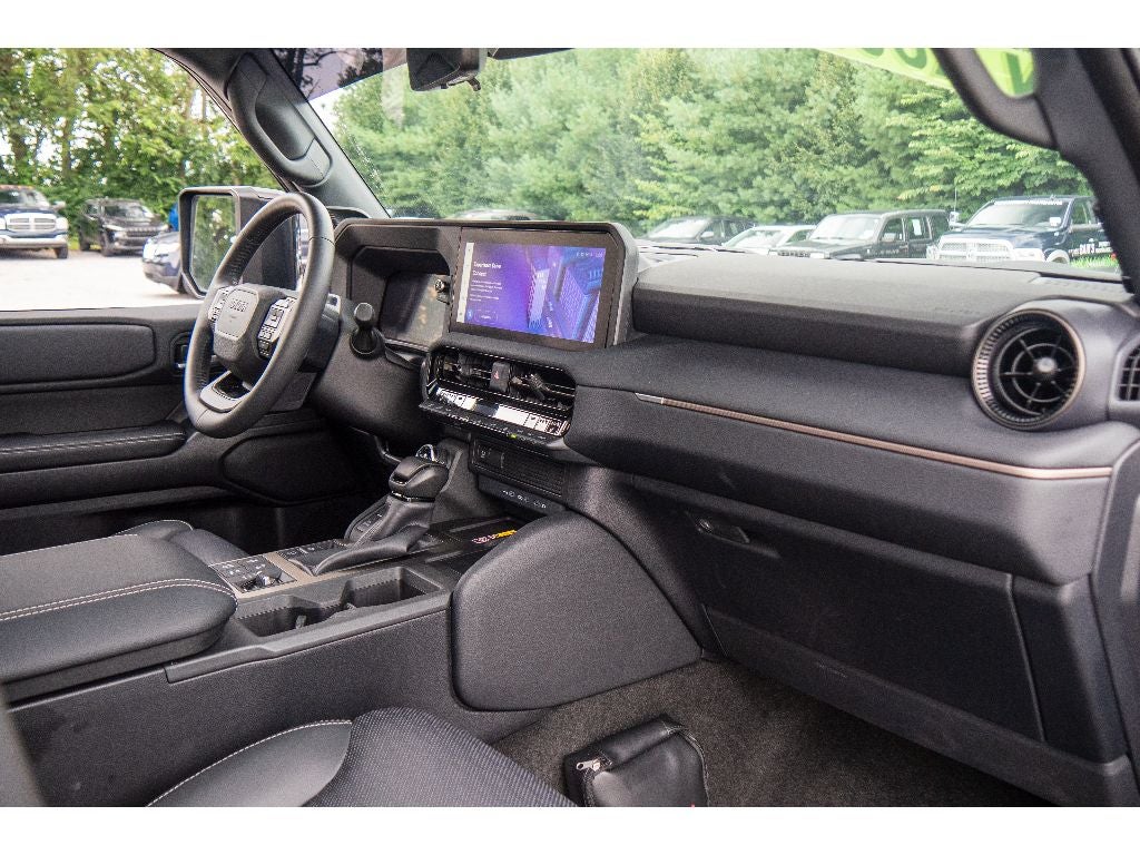 2025 Toyota Land Cruiser 4WD (Natl)