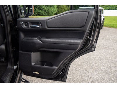 2025 Toyota Land Cruiser 4WD (Natl)