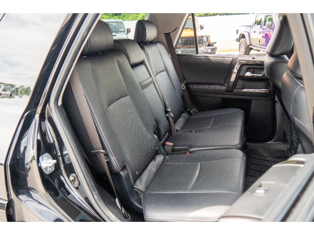 2021 Toyota 4Runner Limited Nightshade W/ 3rd row