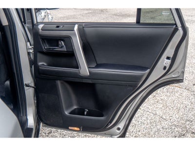 2021 Toyota 4Runner SR5 W/ 3rd row