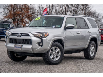 2021 Toyota 4Runner SR5 W/ 3rd row