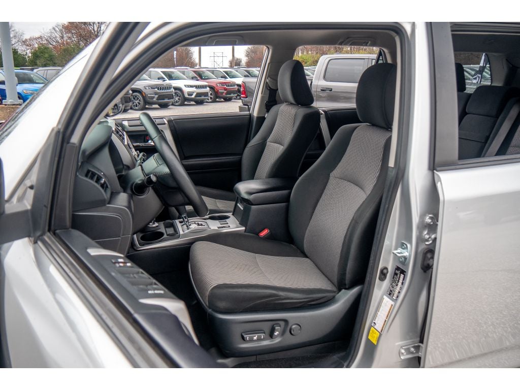 2021 Toyota 4Runner SR5 W/ 3rd row