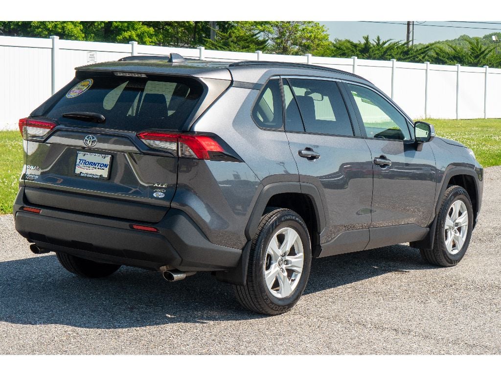 2020 Toyota RAV4 XLE