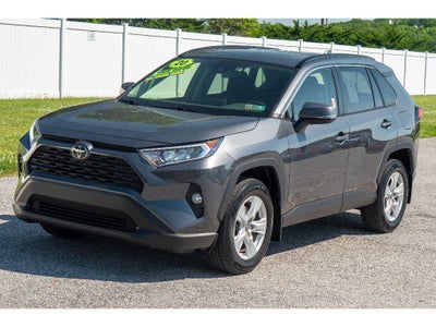 2020 Toyota RAV4 XLE