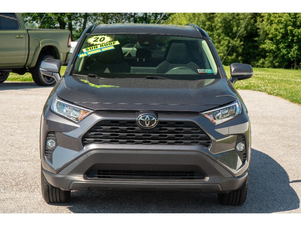 2020 Toyota RAV4 XLE