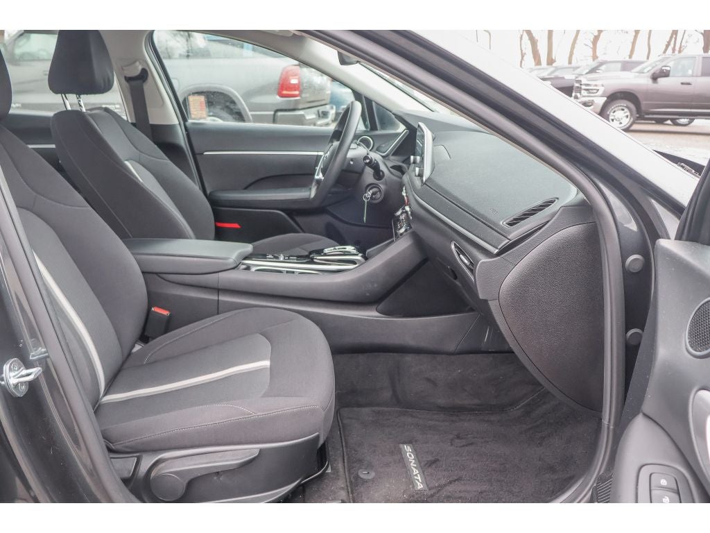 2022 Hyundai Sonata SE