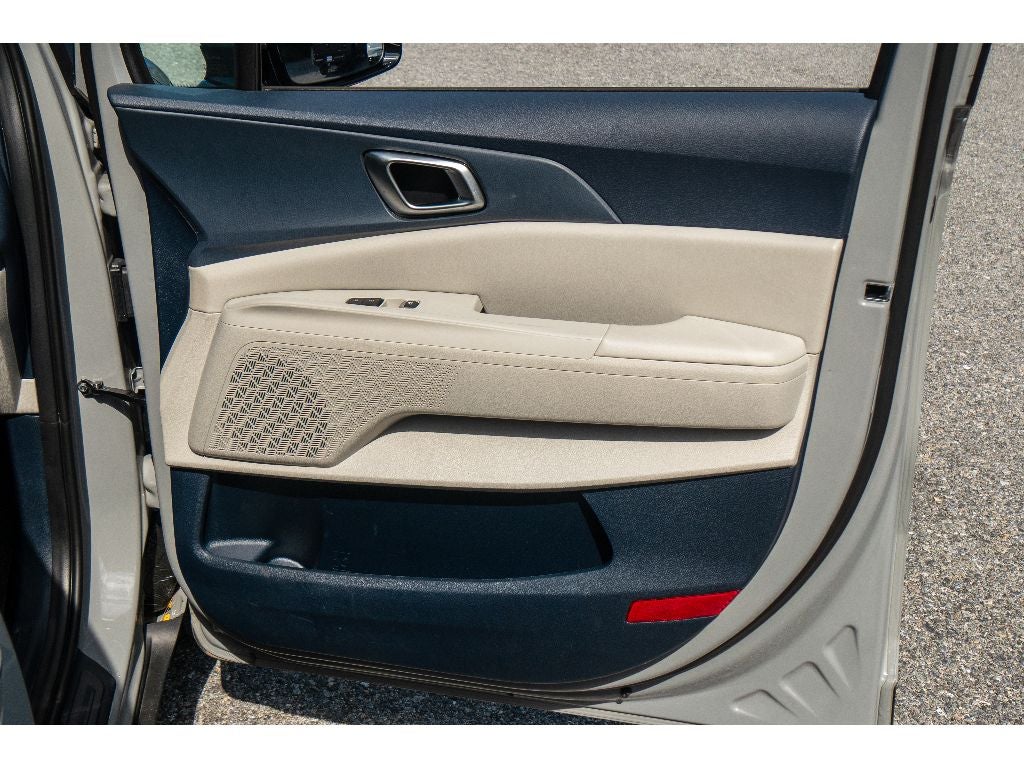 2025 Kia Carnival EX