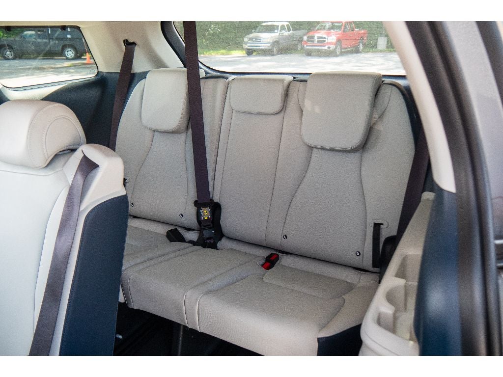 2025 Kia Carnival EX