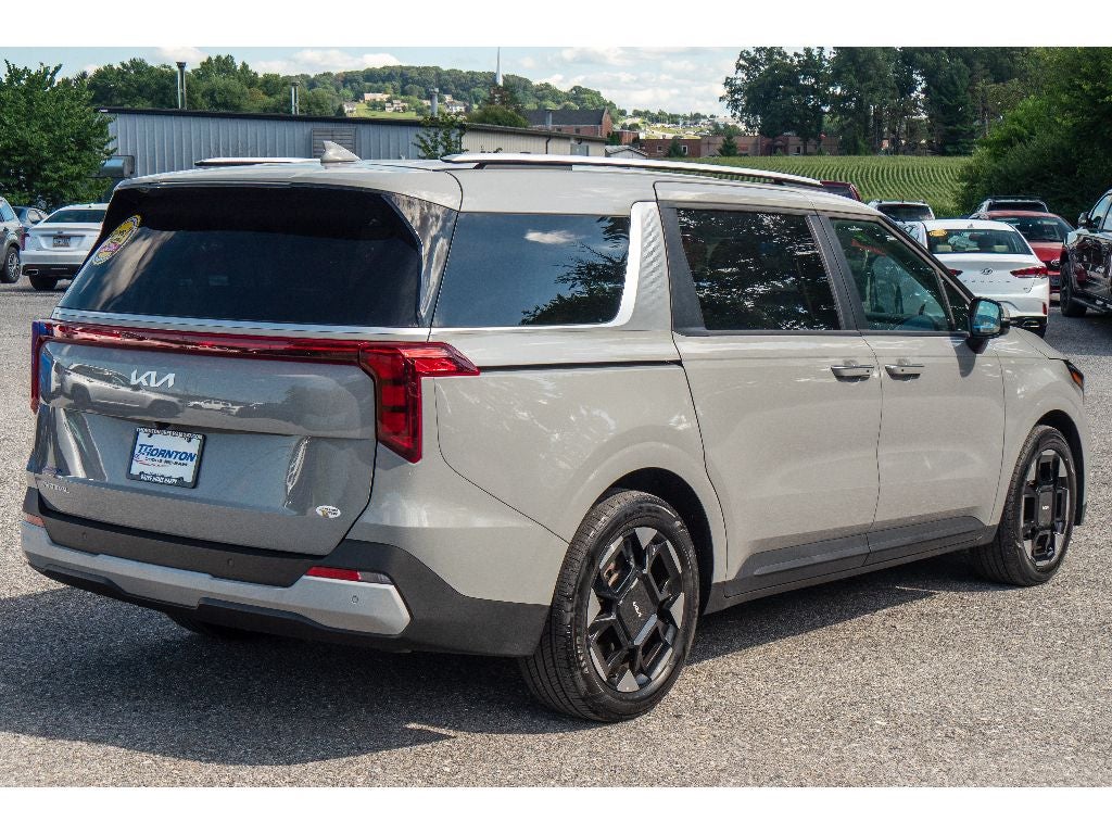 2025 Kia Carnival EX
