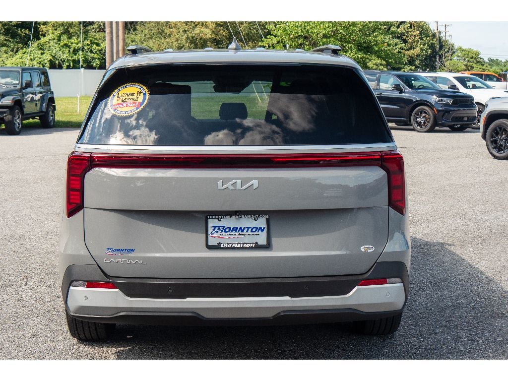 2025 Kia Carnival EX