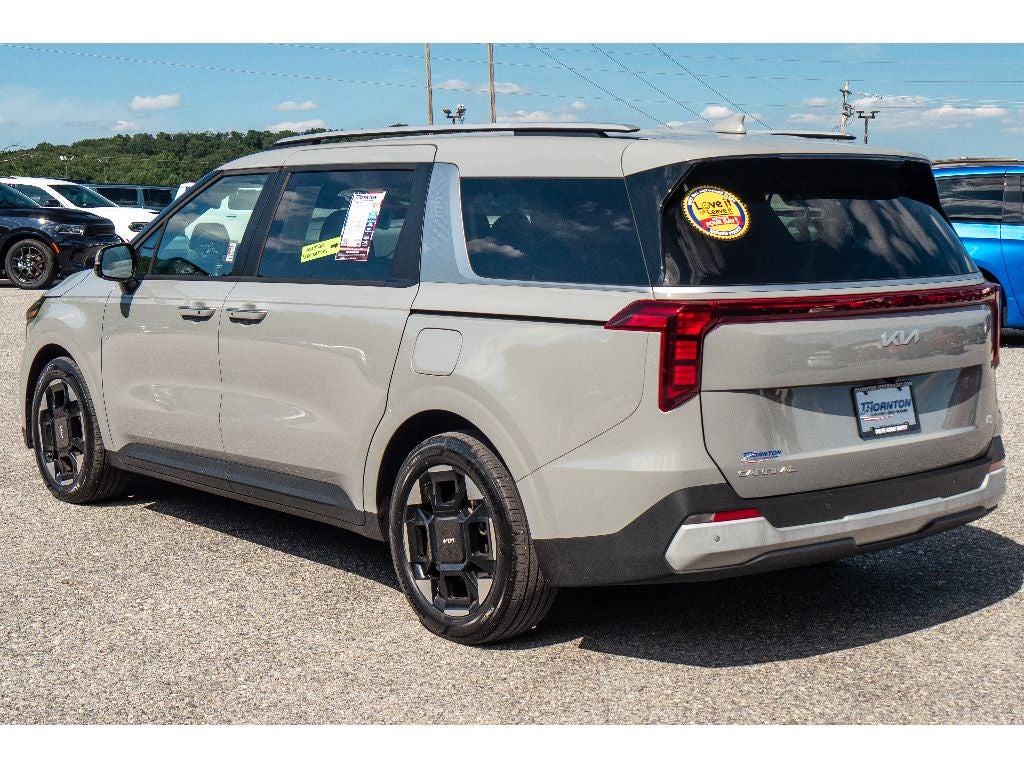 2025 Kia Carnival EX