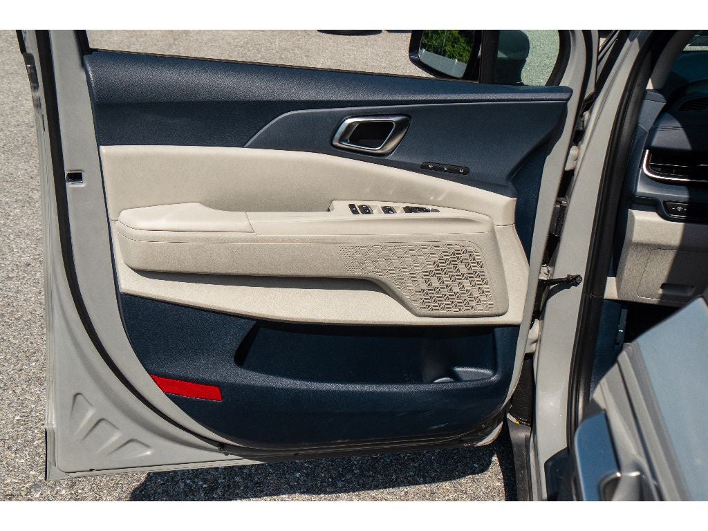 2025 Kia Carnival EX