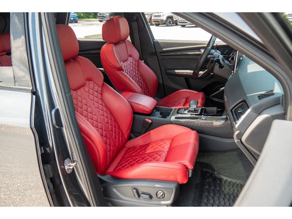 2024 Audi SQ5 Premium Plus