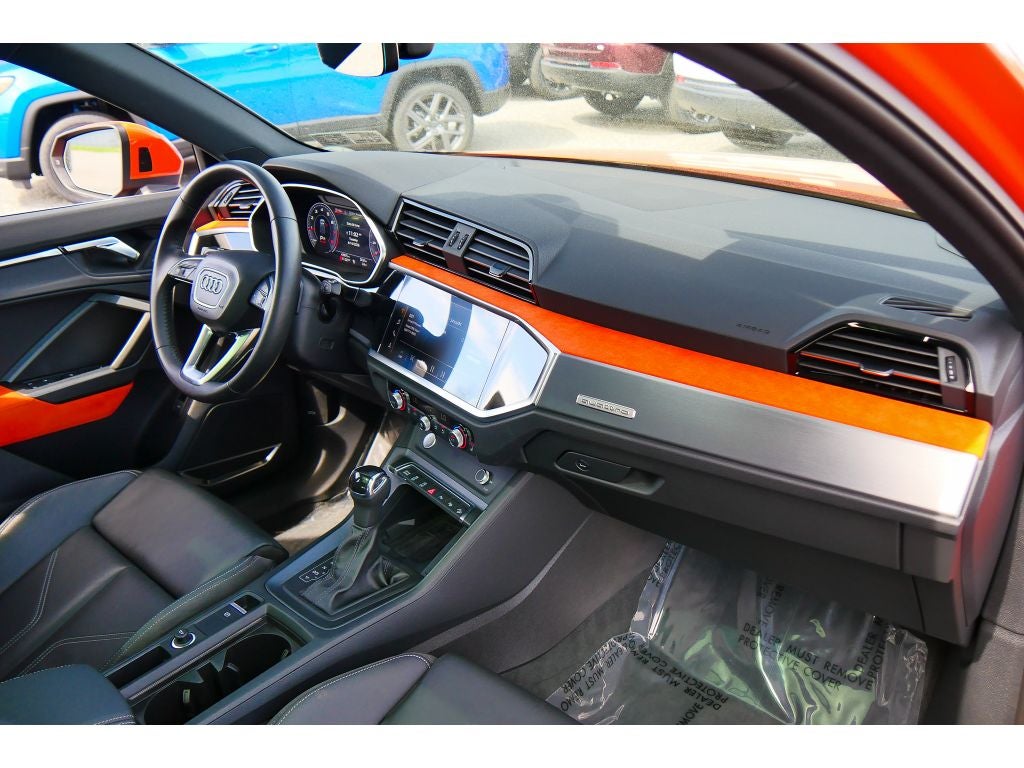 2020 Audi Q3 S line Prestige