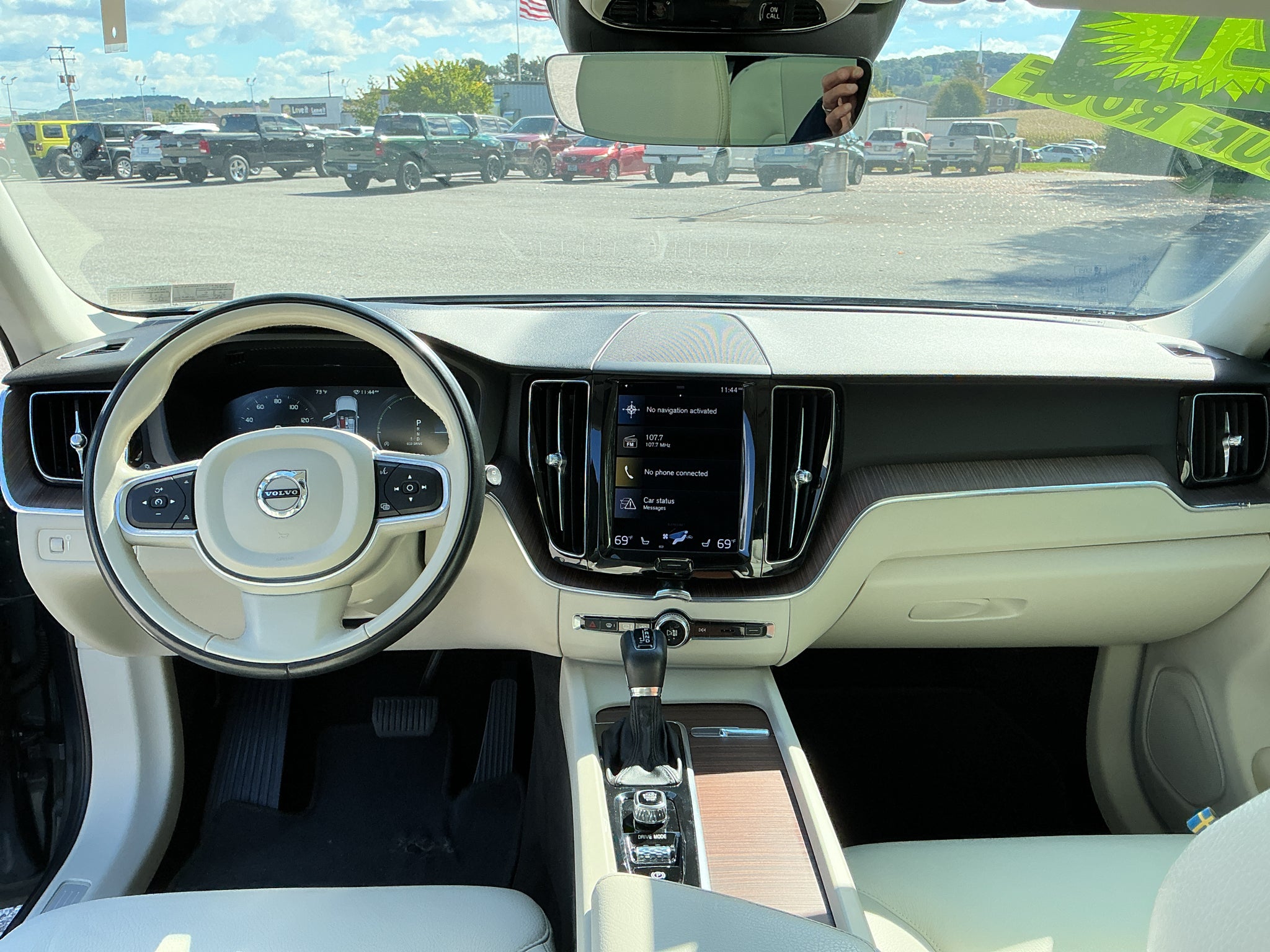 2021 Volvo XC60 Momentum