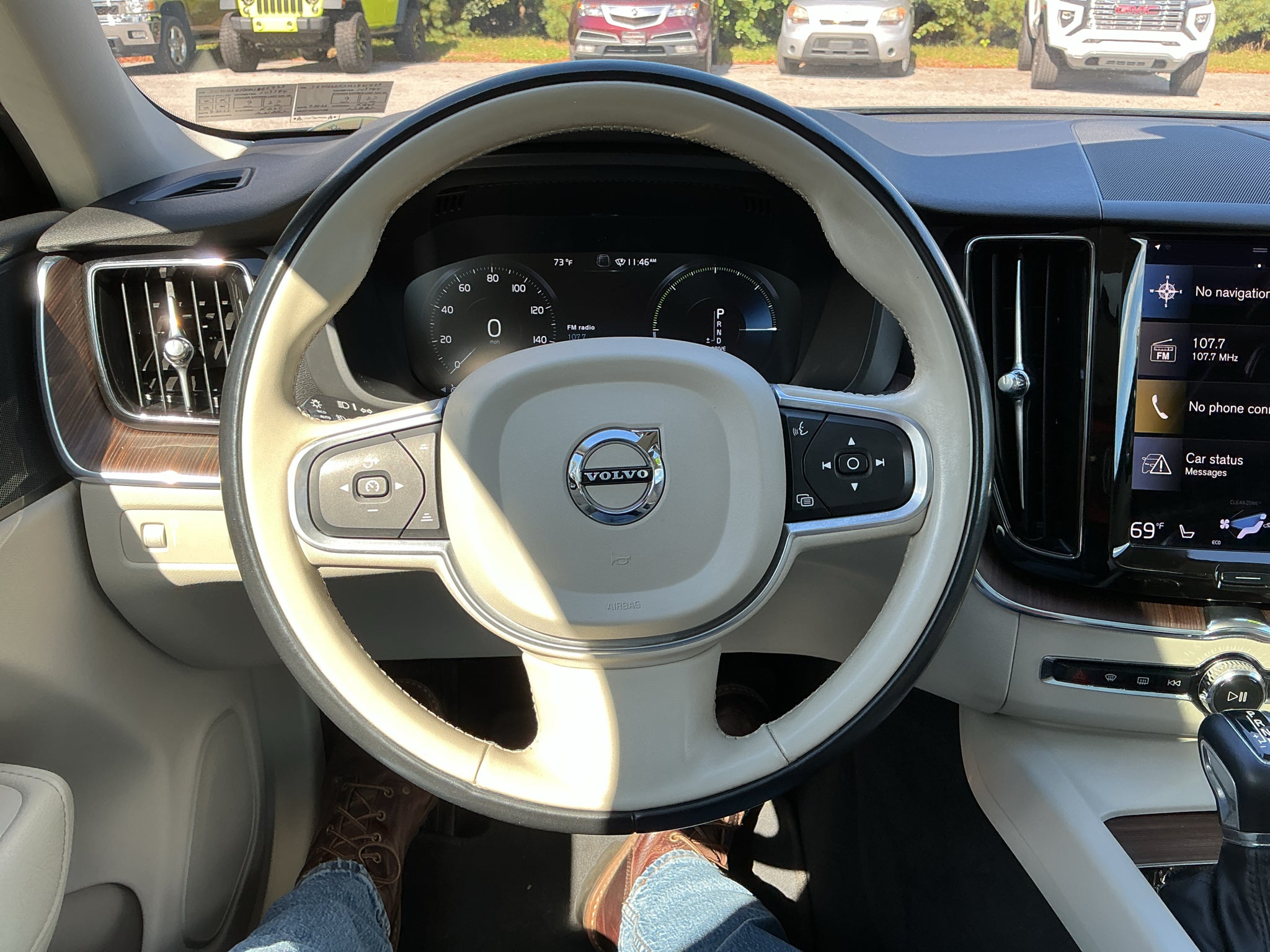 2021 Volvo XC60 Momentum