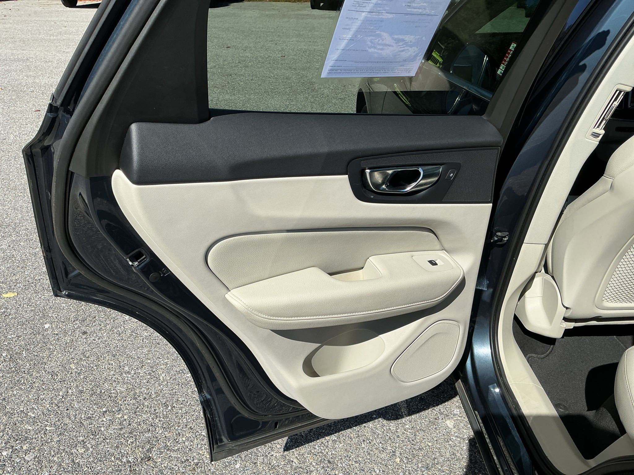 2021 Volvo XC60 Momentum