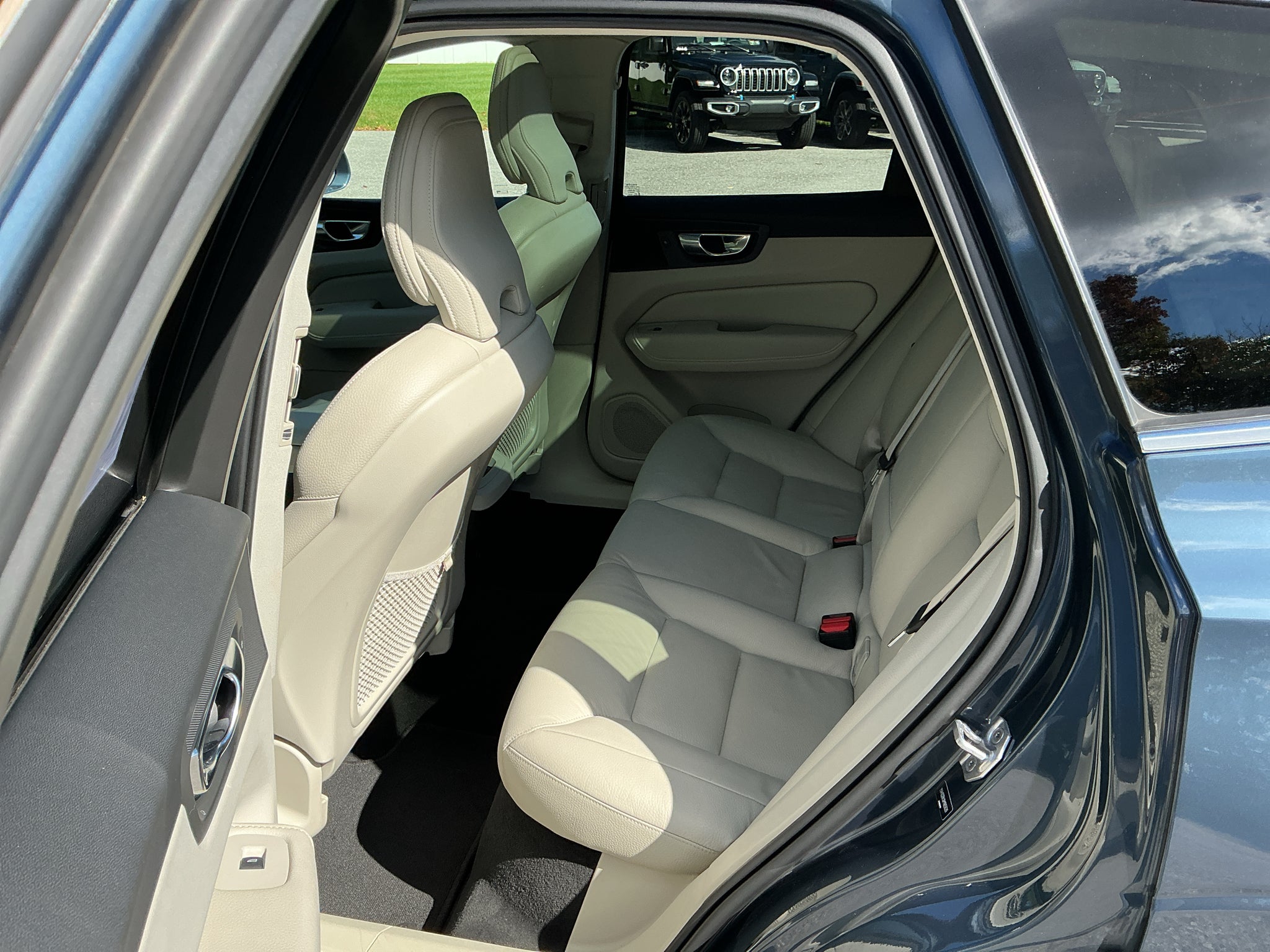 2021 Volvo XC60 Momentum