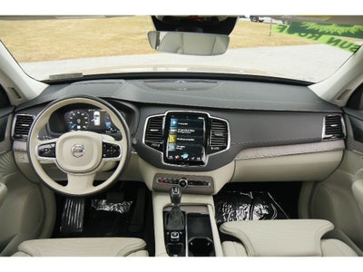 2022 Volvo XC90 Inscription