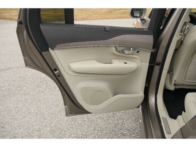 2022 Volvo XC90 Inscription