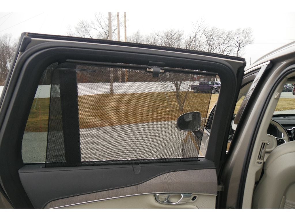 2022 Volvo XC90 Inscription