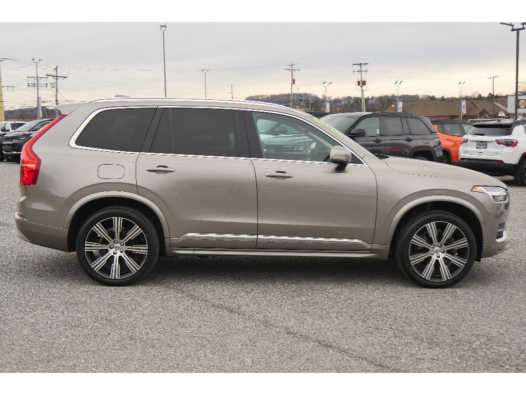 2022 Volvo XC90 Inscription