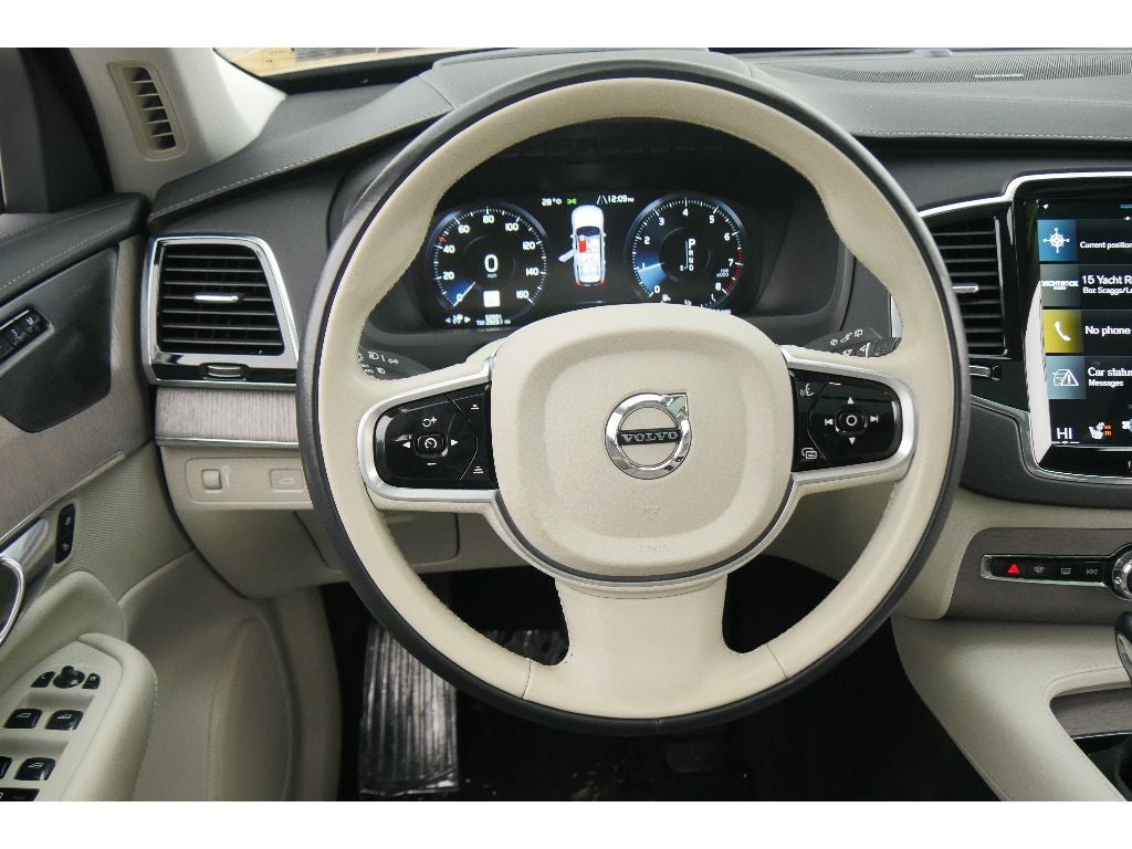 2022 Volvo XC90 Inscription