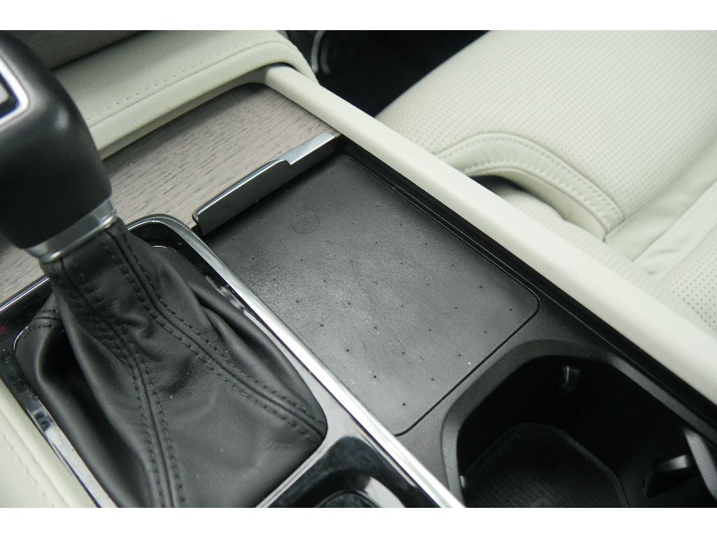 2022 Volvo XC90 Inscription