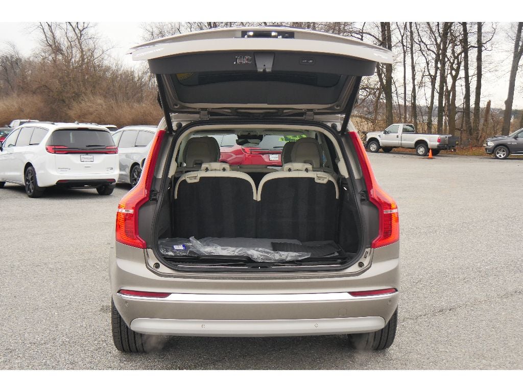 2022 Volvo XC90 Inscription