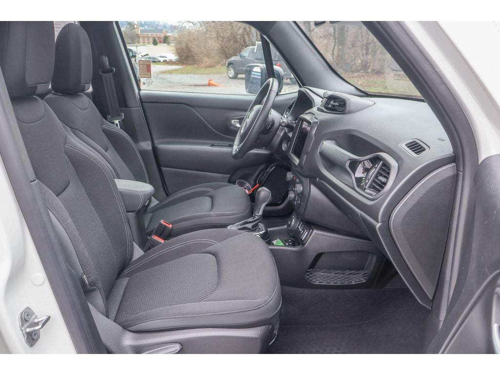 2022 Jeep Renegade Altitude