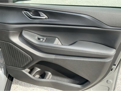 2027 Jeep Grand Cherokee Laredo X