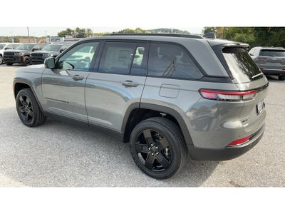 2027 Jeep Grand Cherokee Laredo X