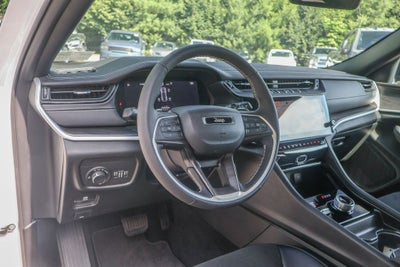 2026 Jeep Grand Cherokee Altitude