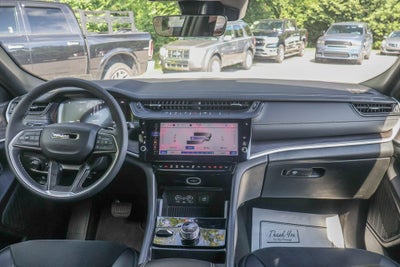 2026 Jeep Grand Cherokee Altitude