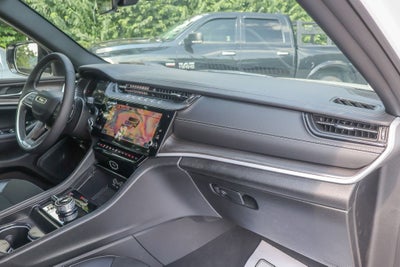 2026 Jeep Grand Cherokee Altitude