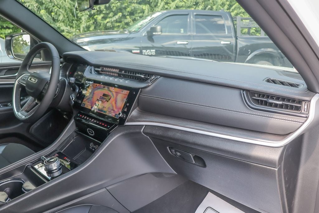2026 Jeep Grand Cherokee Altitude