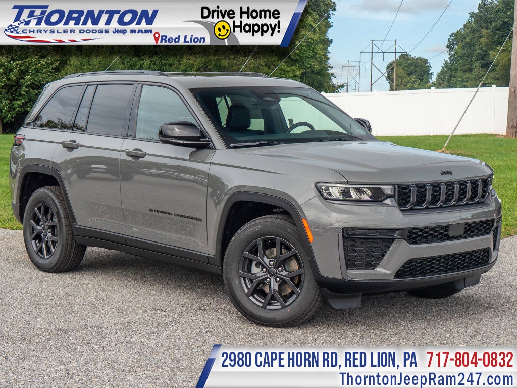 2027 Jeep Grand Cherokee Laredo Altitude
