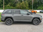 2027 Jeep Grand Cherokee Laredo Altitude