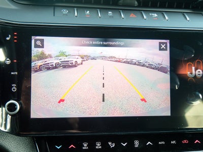 2027 Jeep Grand Cherokee Laredo Altitude